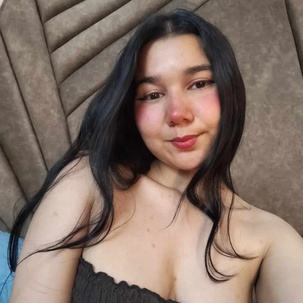 Liaa - live videochat model op Videochat.nl