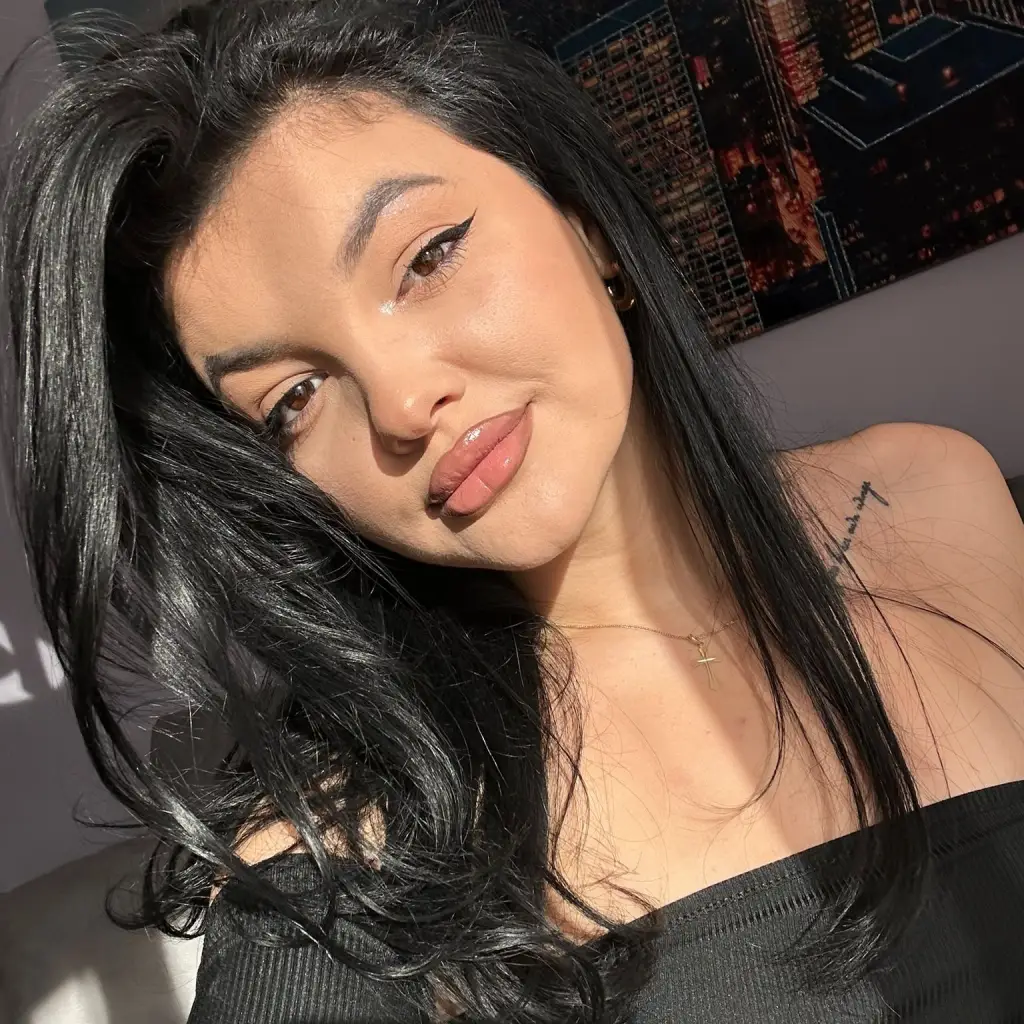JasminLevi foto 1
