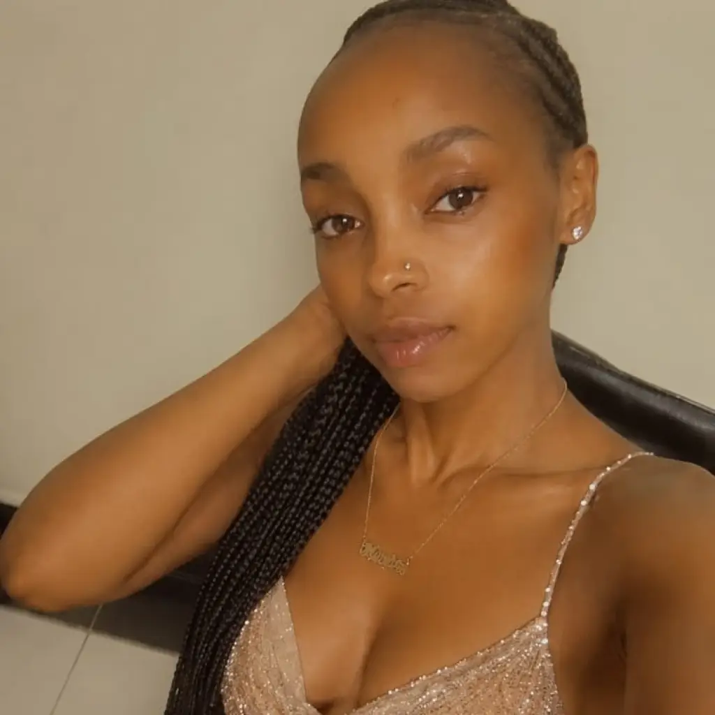 Sweetebony - live videochat model op Videochat.nl